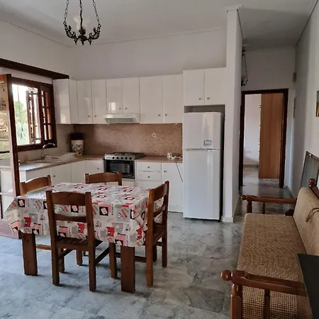 Myrto Garden N12 Apartment Loutra Oraias Elenis